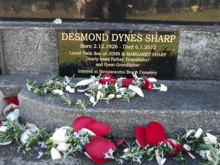 Memorial plaaque - Desmond Sharp - Andersons Bay, Dunedin. 
